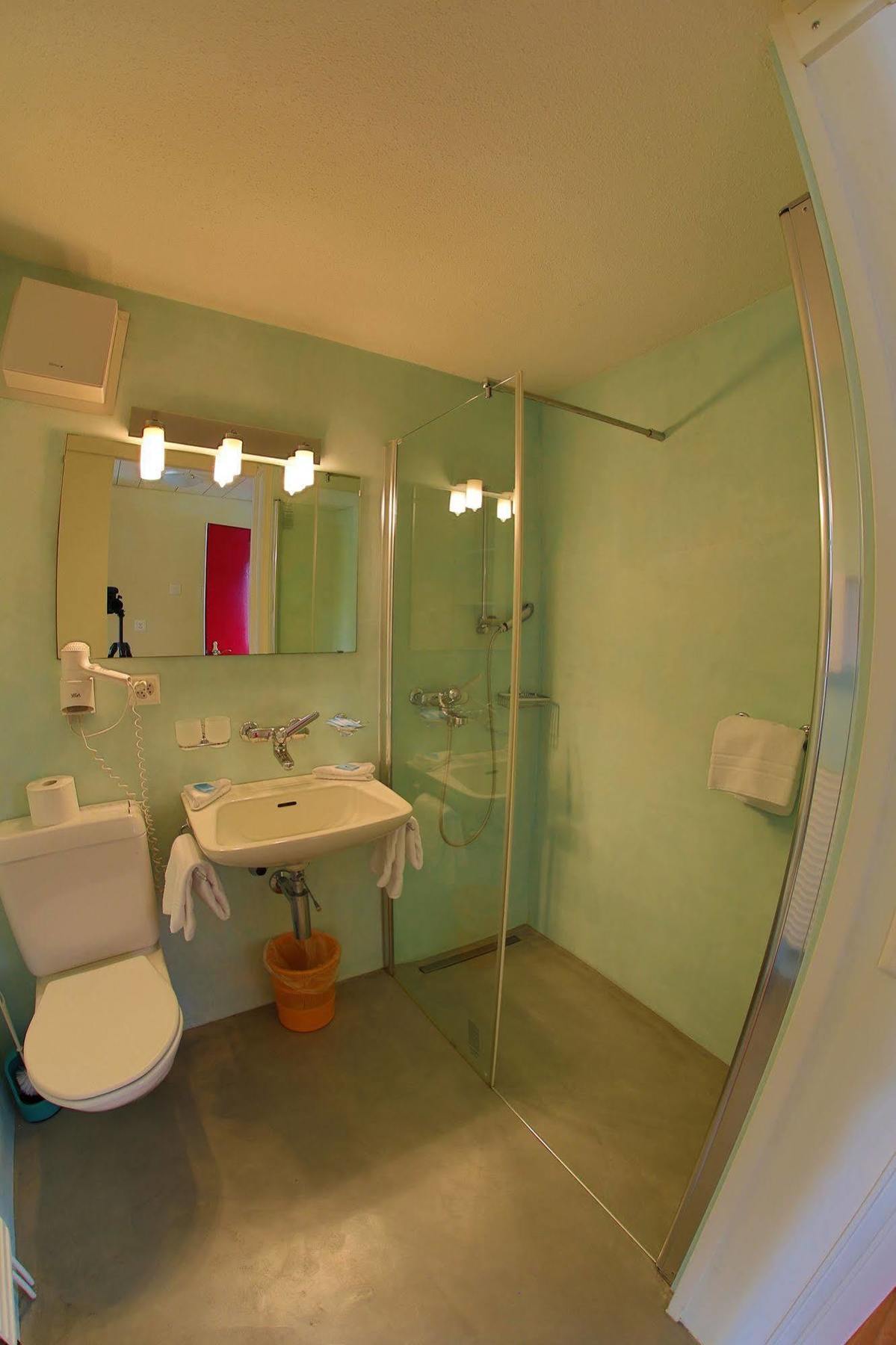 Alpenblick Weggis - Panorama & Alpen Chic Hotel Екстериор снимка
